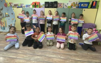 Седмицата започва с “Приказка за цветовете и приятелството” в група “Пипи”